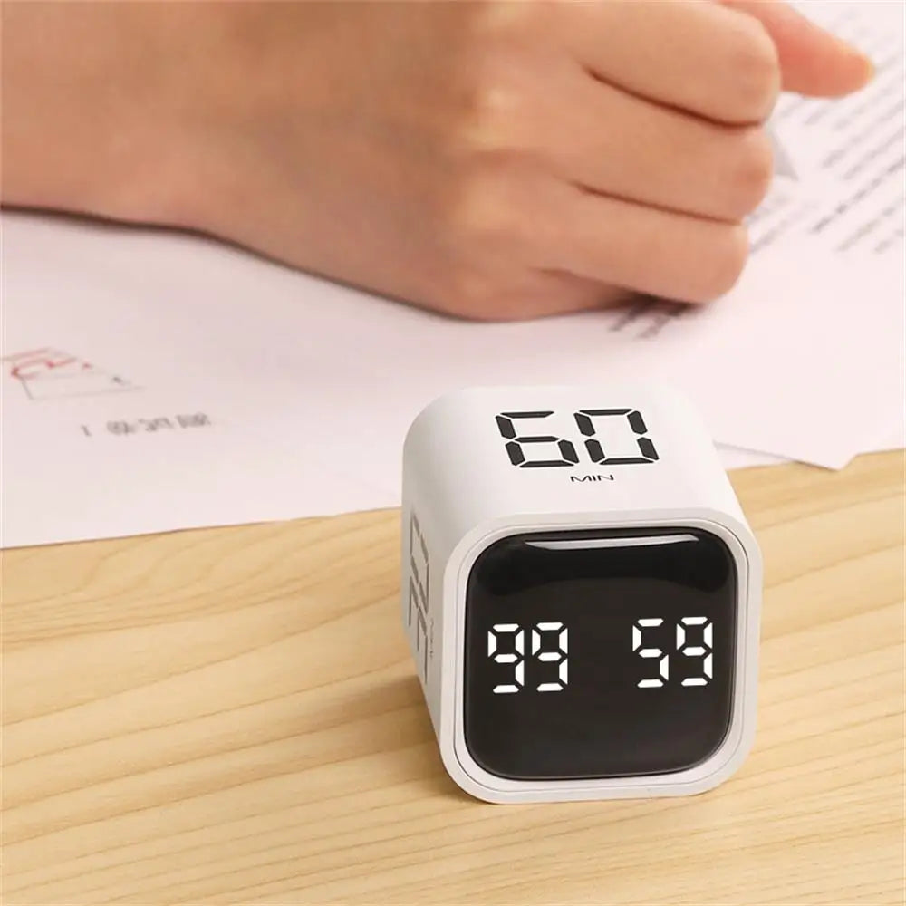 Digital Cube Timer with LED Display and Gravity Sensor
